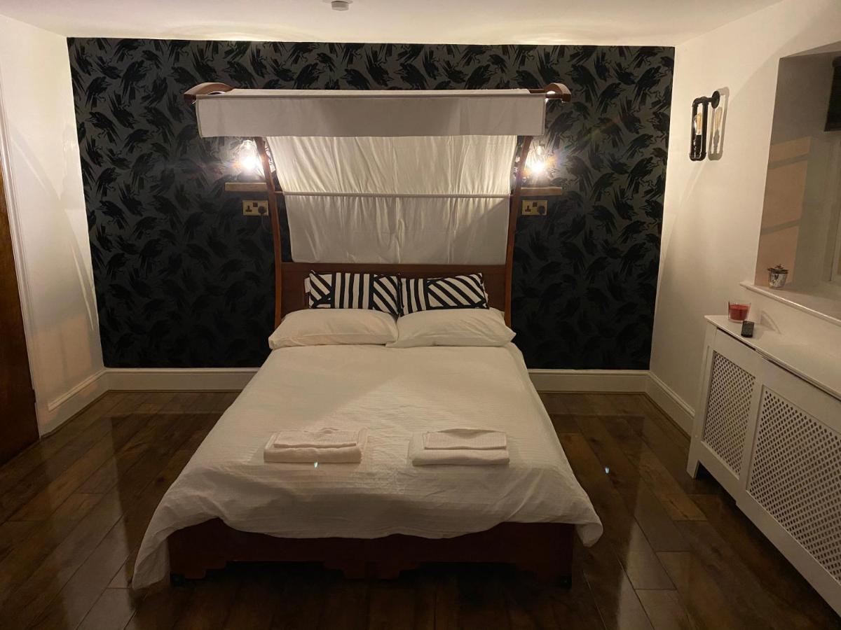 The Raven Suite Хенли-на-Темзе Экстерьер фото